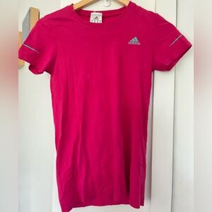 Adidas fuchsia pink sports t-shirt size Small